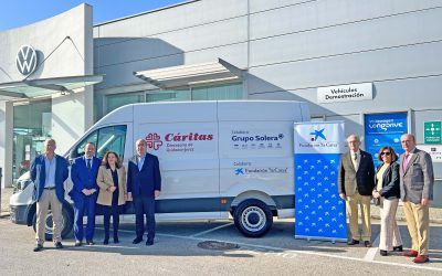 Grupo Solera colabora con la donación de un nuevo vehículo para Cáritas Diocesana de Asidonia-Jerez