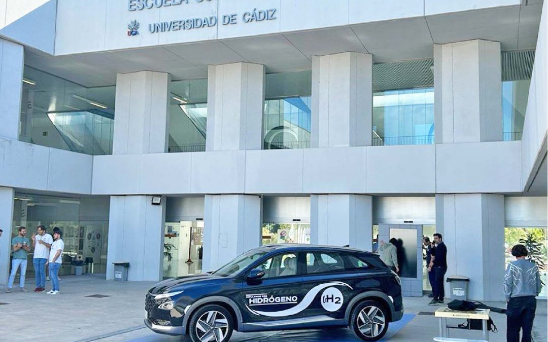 Guadalete Motor colabora con la Escuela Superior de Ingeniería de la Universidad de Cádiz