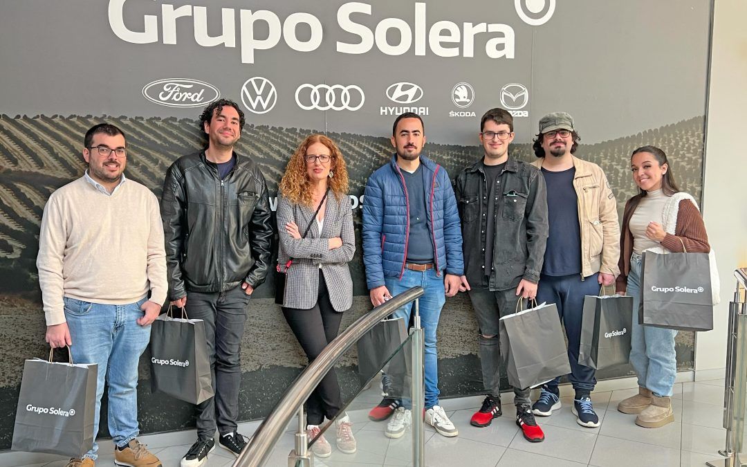 La Asociación Autismo de Cádiz visita las instalaciones de Grupo Solera