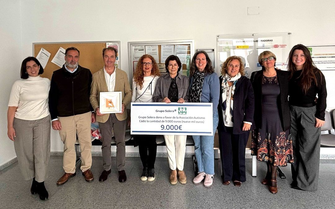 Grupo Solera dona a Autismo Cádiz para apoyar su labor social