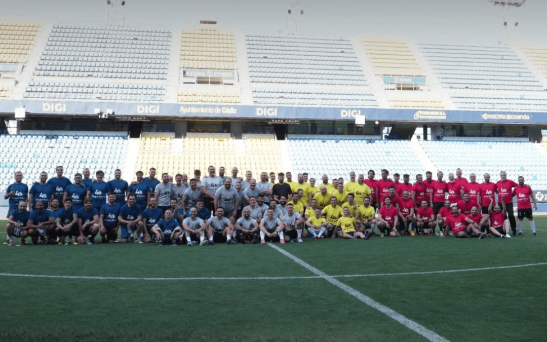 Grupo Solera celebra un torneo interno de fútbol en el estadio del Cádiz C.F. con motivo de su 40 aniversario